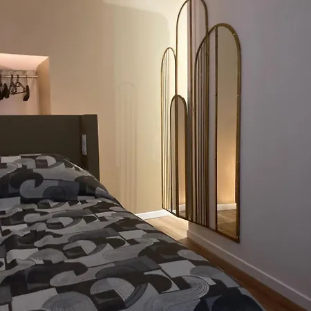 Spacieux Confort Cite Imperiale 아파트