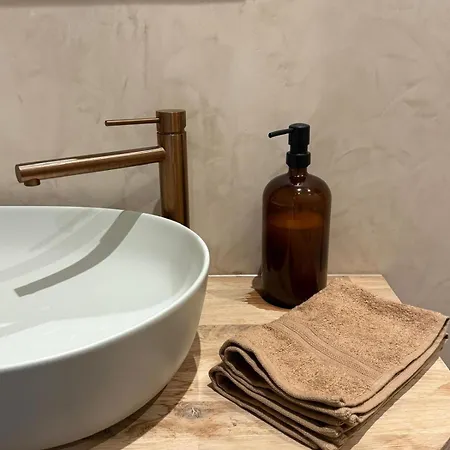 Spacieux Confort Cite Imperiale 아파트 *