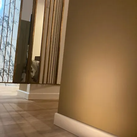 Lägenhet Spacieux Confort Cite Imperiale *