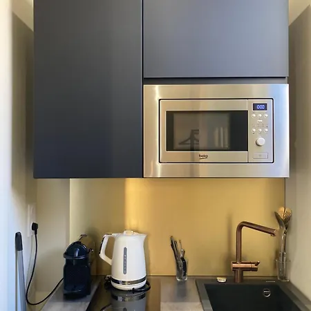 Spacieux Confort Cite Imperiale Lägenhet